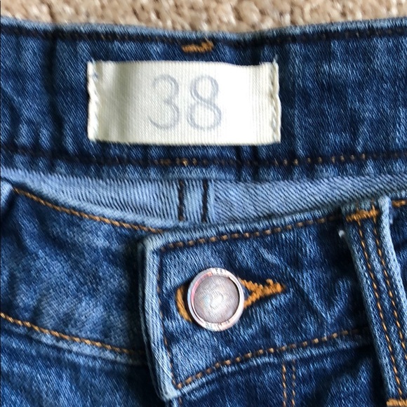 Zara Denim Short - Picture 5 of 6